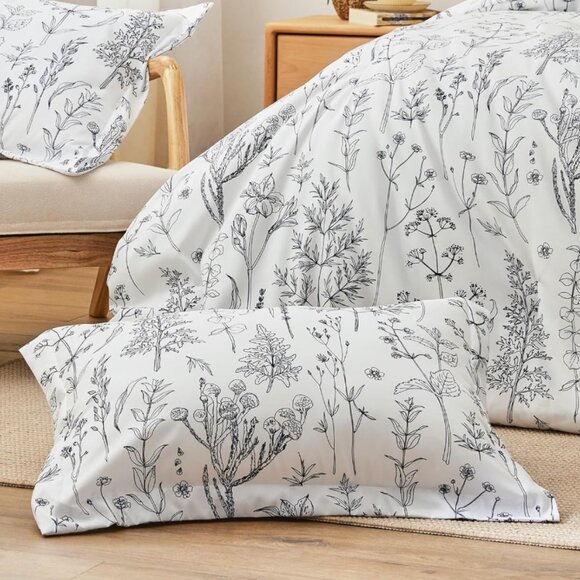 White Flowers 3 Pieces Bedding Set - Picture 8 of 8